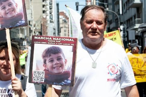 “a-mi-nieto-lo-mataron-igual”:-el-abuelo-de-lucio-dupuy-rompio-el-silencio-ante-la-muerte-de-angel