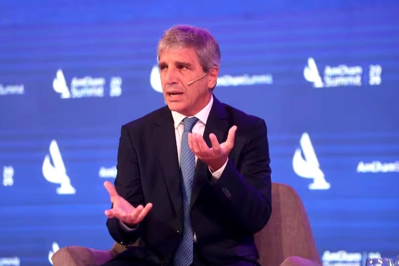 Caputo destacó a Lumilagro como ejemplo de éxito frente a la competencia