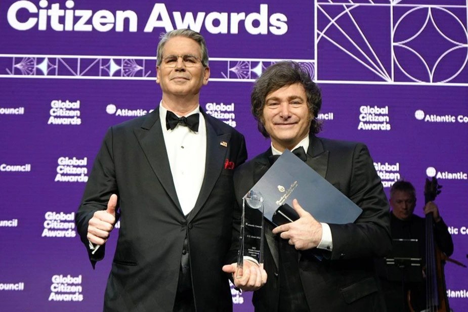 scott-bessent-elogio-a-milei-y-afirmo-que-sus-reformas-son-“un-exito-fantastico”