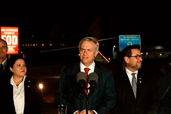 kast-inicia-deportaciones-aereas-y-refuerza-el-control-migratorio-en-chile