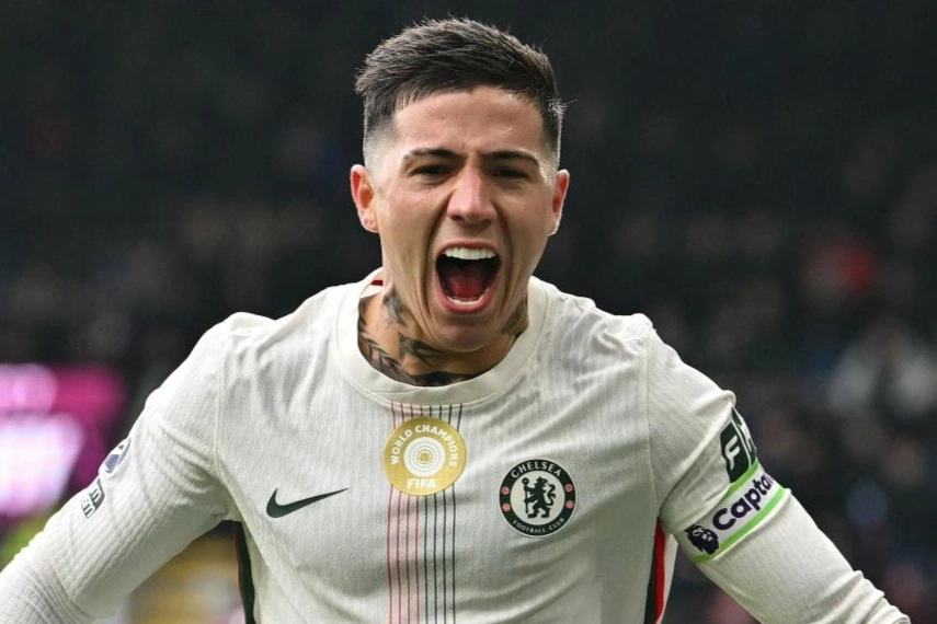 enzo-fernandez-podria-salir-del-chelsea-luego-del-mundial:-los-tres-gigantes-europeos-que-lo-tienen-en-carpeta