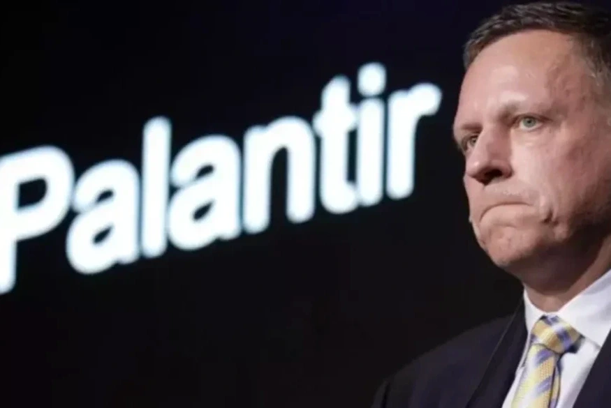 que-es-palantir,-la-empresa-de-inteligencia-artificial-del-influyente-peter-thiel