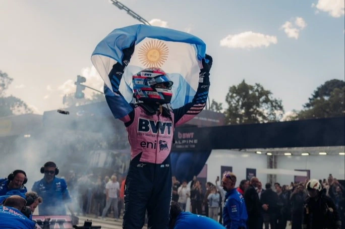 con-mas-de-600.000-espectadores,-la-exhibicion-de-colapinto-rompio-records-de-asistencia-en-eventos-de-formula-1