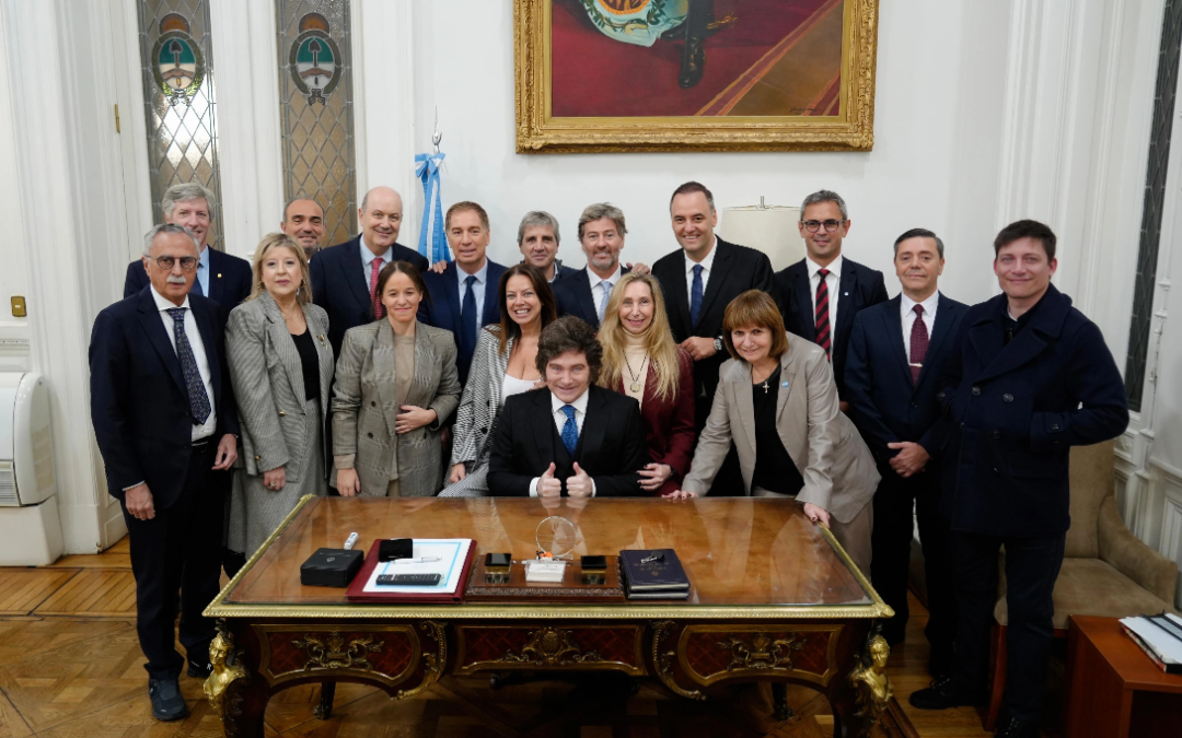 manuel-adorni-ante-el-congreso,-en-vivo:-el-jefe-de-gabinete-expone-avances-de-gestion-en-diputados