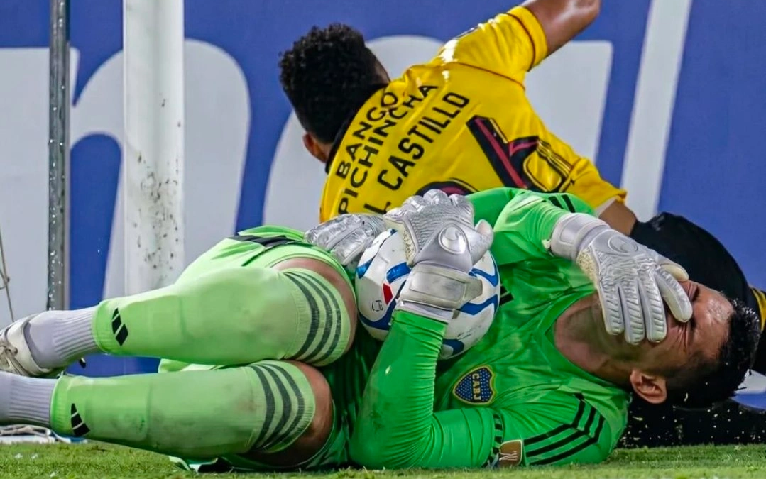 Alivio en Boca: Leandro Brey no se lesionó y podría atajar frente a Huracán
