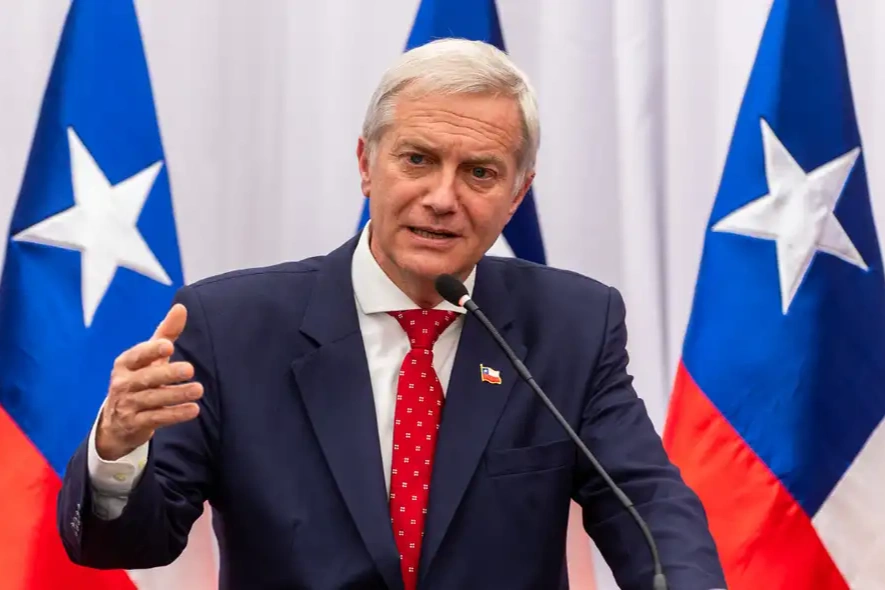 el-gobierno-de-kast-logro-que-mas-de-1.400-inmigrantes-ilegales-abandonen-chile-de-manera-voluntaria