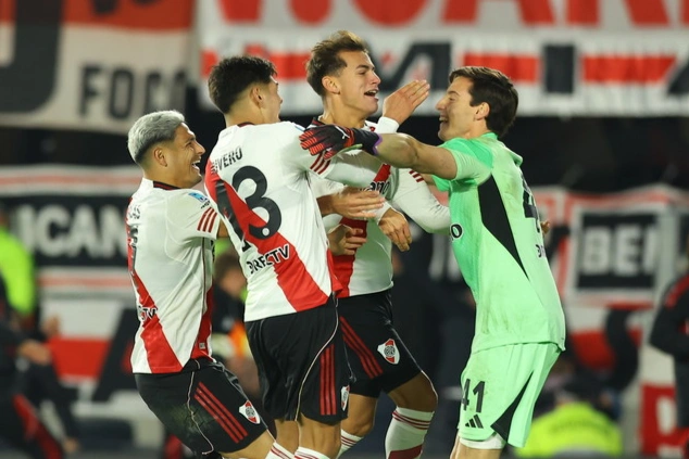 en-una-definicion-epica,-river-elimino-a-san-lorenzo-por-penales-y-avanzo-a-los-cuartos-de-final-del-torneo-apertura