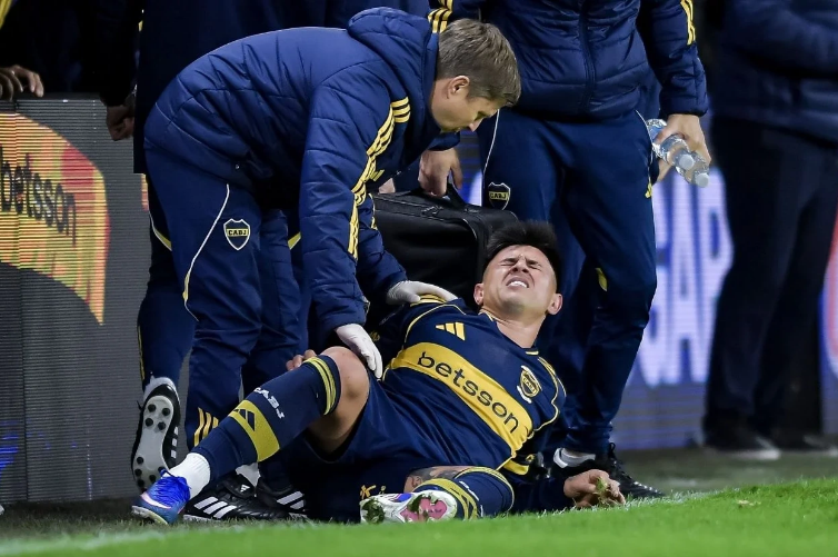 malas-noticias-en-boca:-adam-bareiro-estara-varias-semanas-afuera-por-lesion
