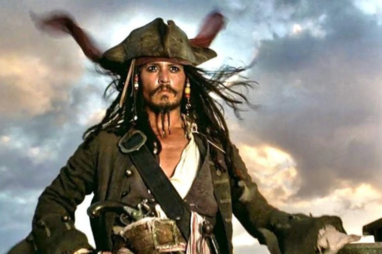piratas-del-caribe-6:-disney-desesperado-ofrecio-300-millones-de-dolares-a-johnny-depp-para-ser-jack-sparrow