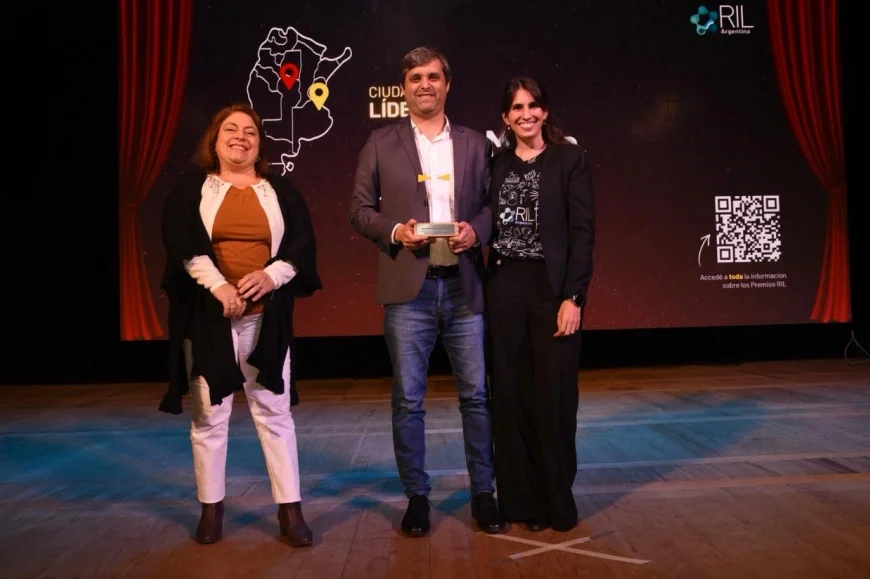 por-su-gestion-eficiente,-distinguen-a-jesus-maria-como-ciudad-lider-en-argentina