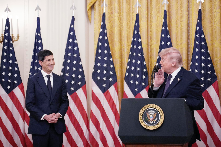 el-fin-de-la-era-powell:-trump-celebro-una-fed-libre-de-politicas-ambientales-y-de-inclusion-en-la-jura-de-kevin-warsh