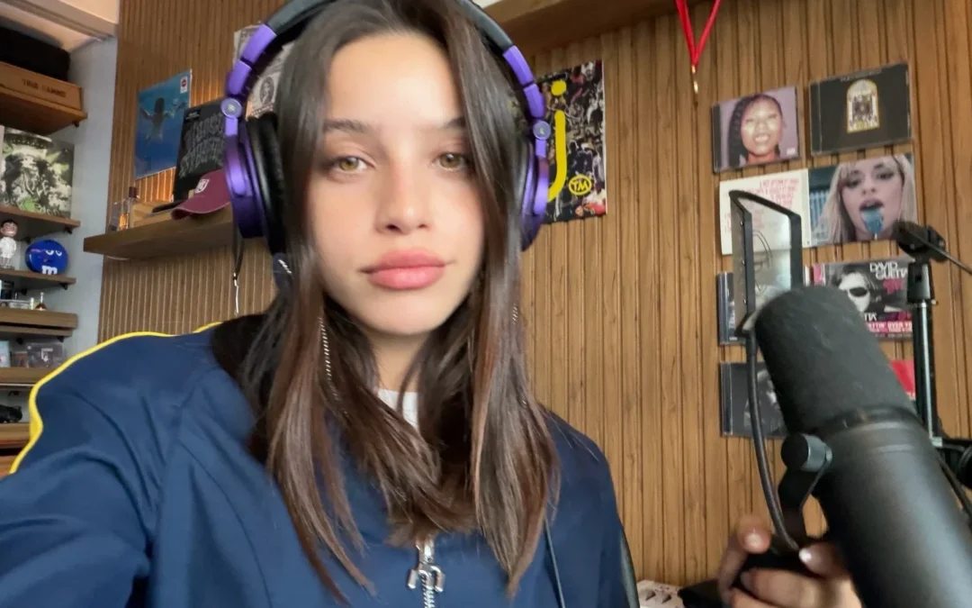 emilia-mernes-se-mostro-muy-cercana-con-sus-fans-y-crecieron-las-versiones-sobre-un-intento-de-limpiar-su-imagen