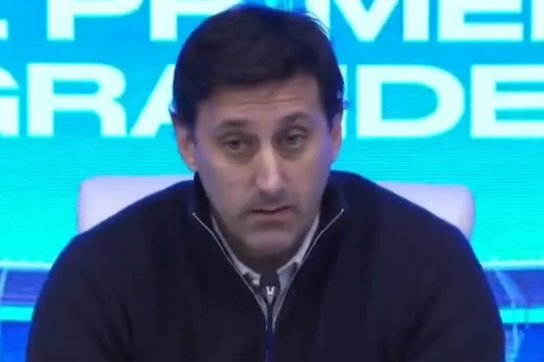 diego-milito-explico-la-salida-de-gustavo-costas-de-racing:-‘lamentablemente-era-un-final-de-ciclo’